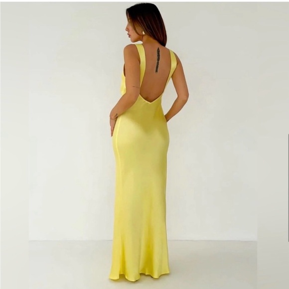 NWT Rumored yellow Sunset Strip Maxi dress size small. - Picture 3 of 8